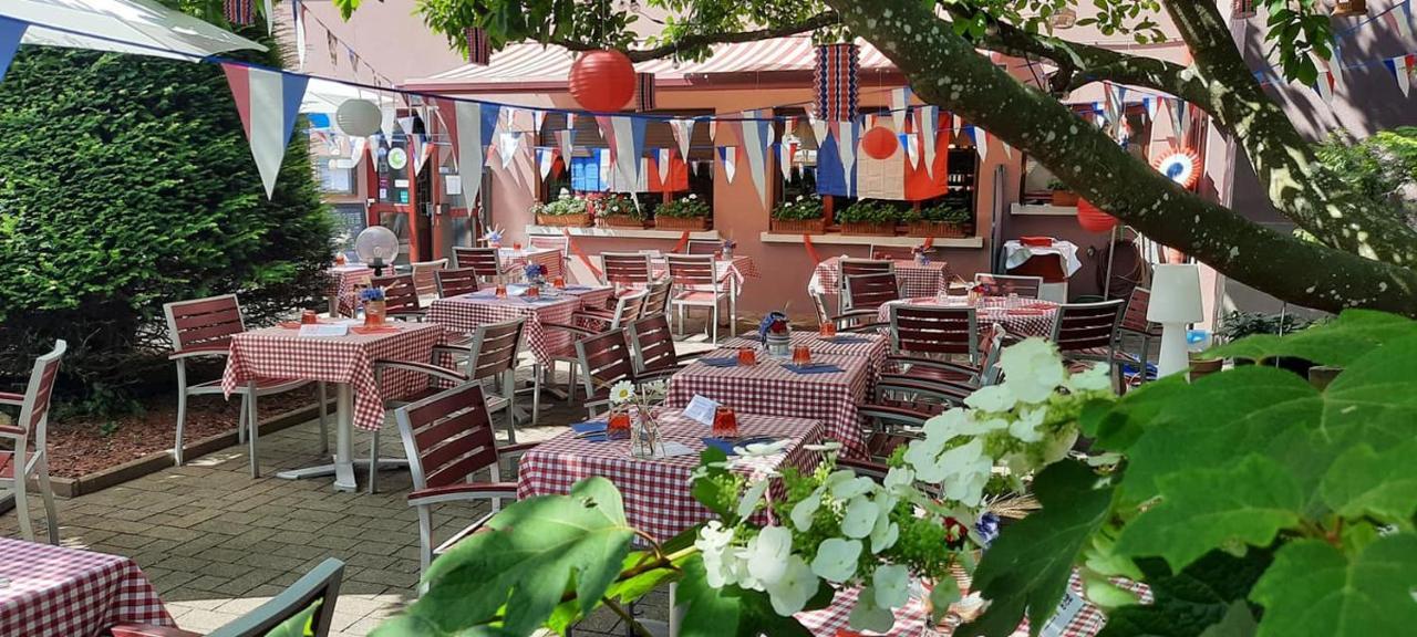 Hotel Restaurant Aux Sapins Thann Exterior photo